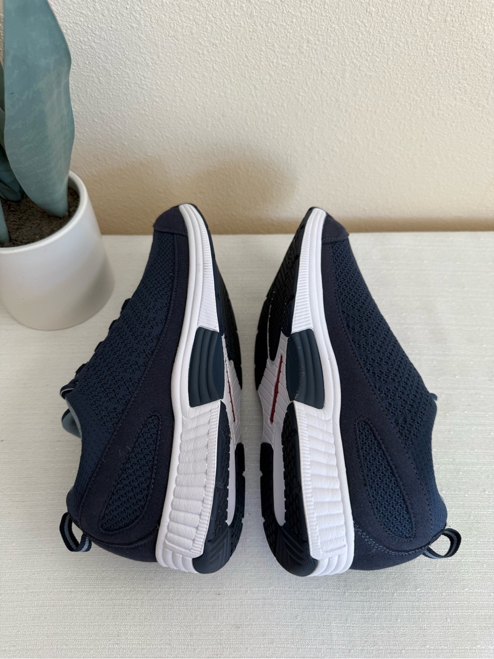 New OrthoFeet women’s Navy Knit Athletic Walking Shoes 992. - Picture 8 of 14